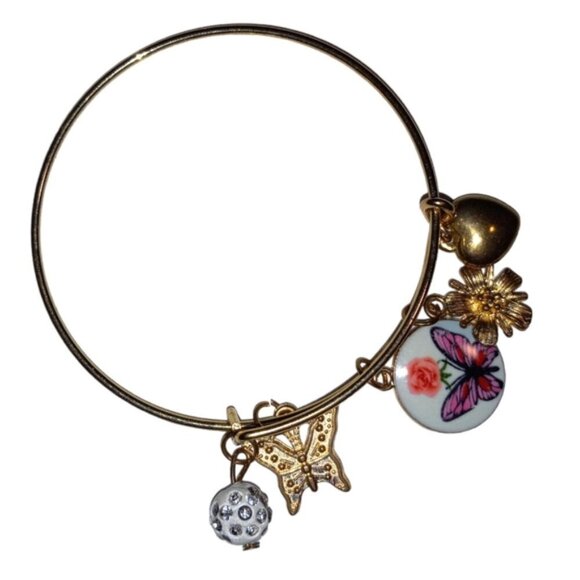 🏖️ 6 Bracelets w Charms Gift Giving or Resellers + Gift Bag - Picture 3 of 7